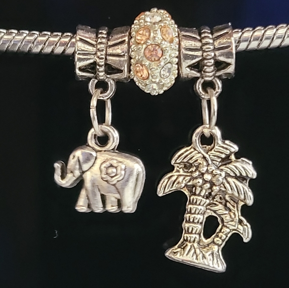 Zales Crystal Charm | Pandora-Style Charm | Green, Peach, Clear Crystals - Picture 16 of 16